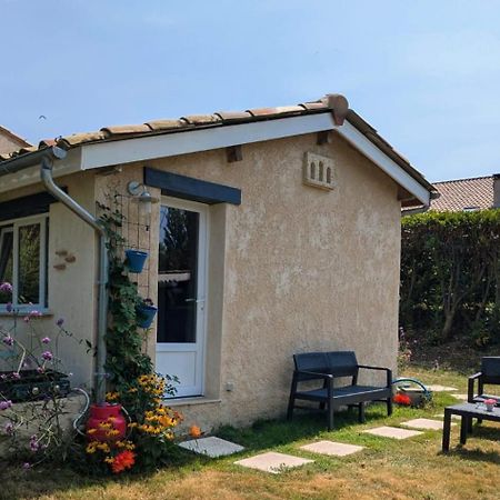 Gite Charme Et Campagne Montazeau Exterior foto